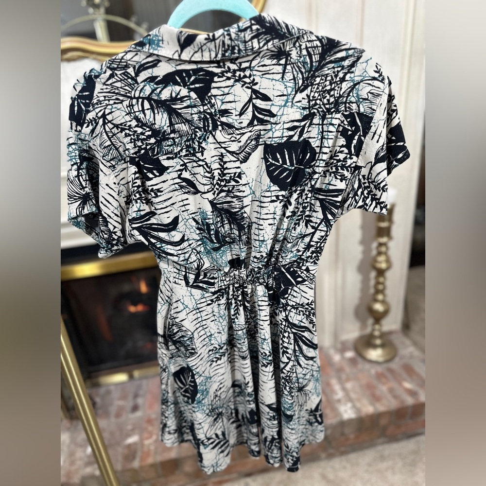 Urban Outfitters Grayson Mini Shirt Dress – Abstract Tropical Leaf Print XS - Picture 5 of 10